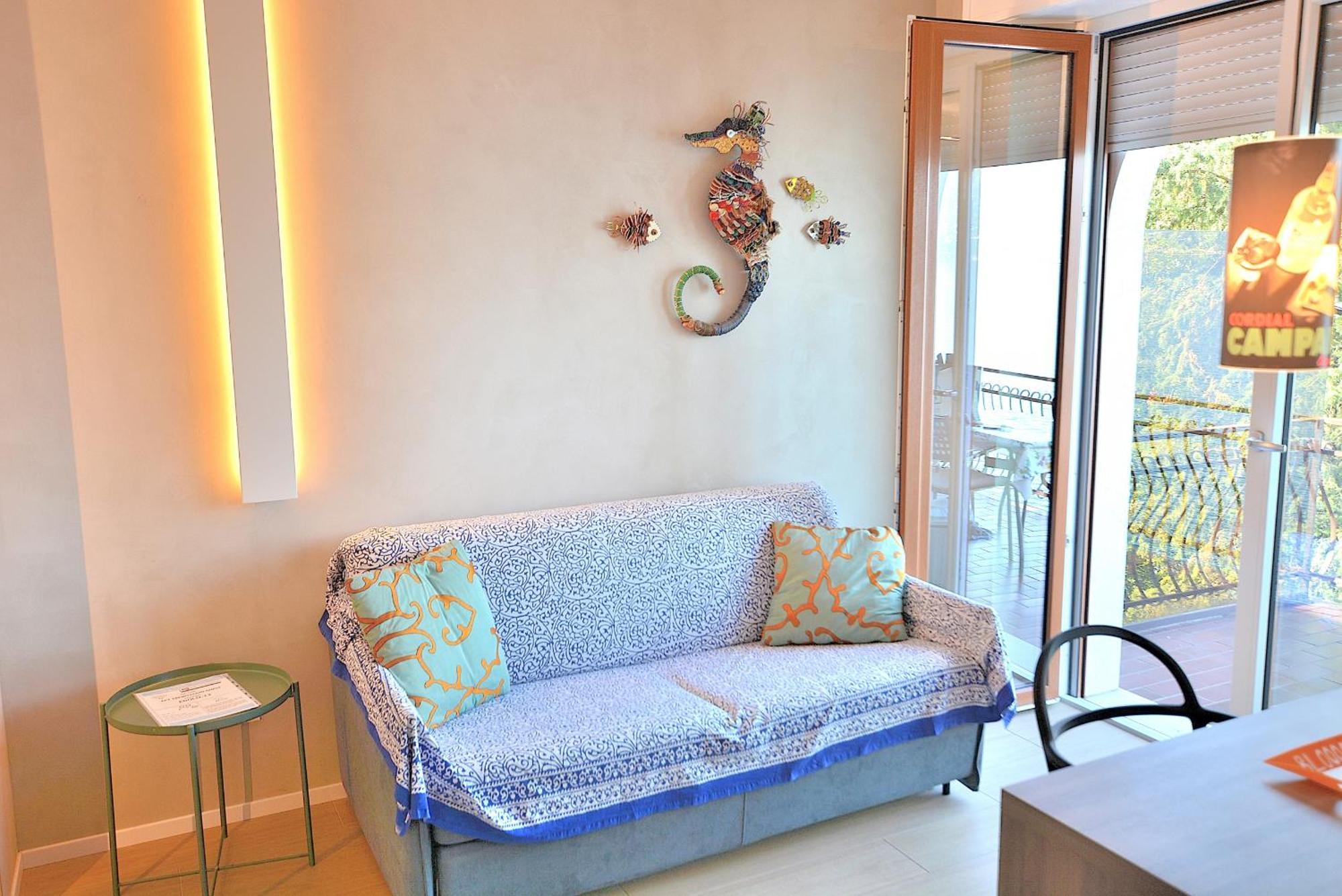 Leonardo Walsh Apartment With Lake View Torri Del Benaco Dış mekan fotoğraf